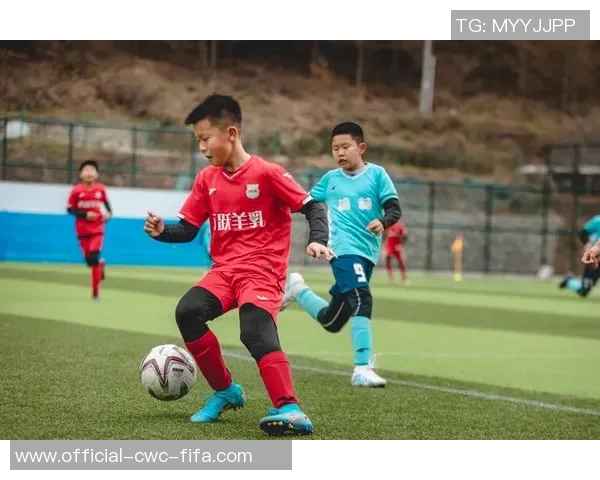 足球小子世青赛精彩回顾与比赛亮点分析让我们一起见证青春的激情与梦想